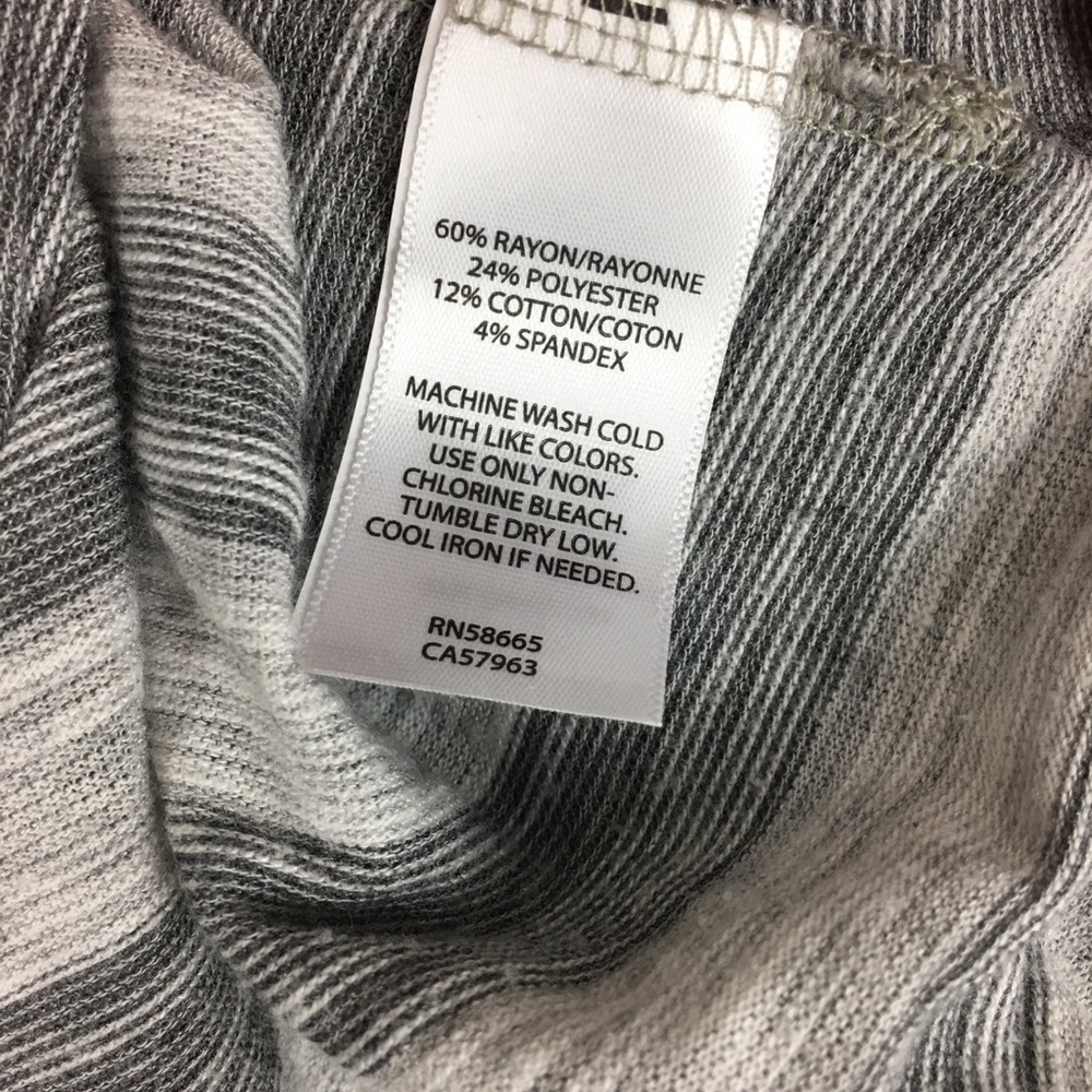 Athleta Gray Layered Cutout Back Tank Top Size S - Picture 8 of 8